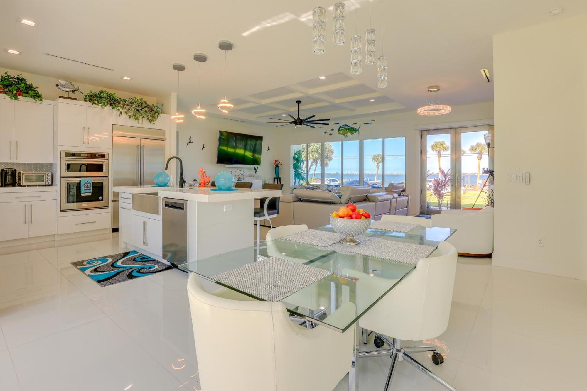 Sleek Fort Pierce Vacation Rental With Private Dock! Exterior photo